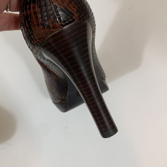 Jessica Simpson Snake Skin Brown Peep Toe Heels - Picture 6 of 8